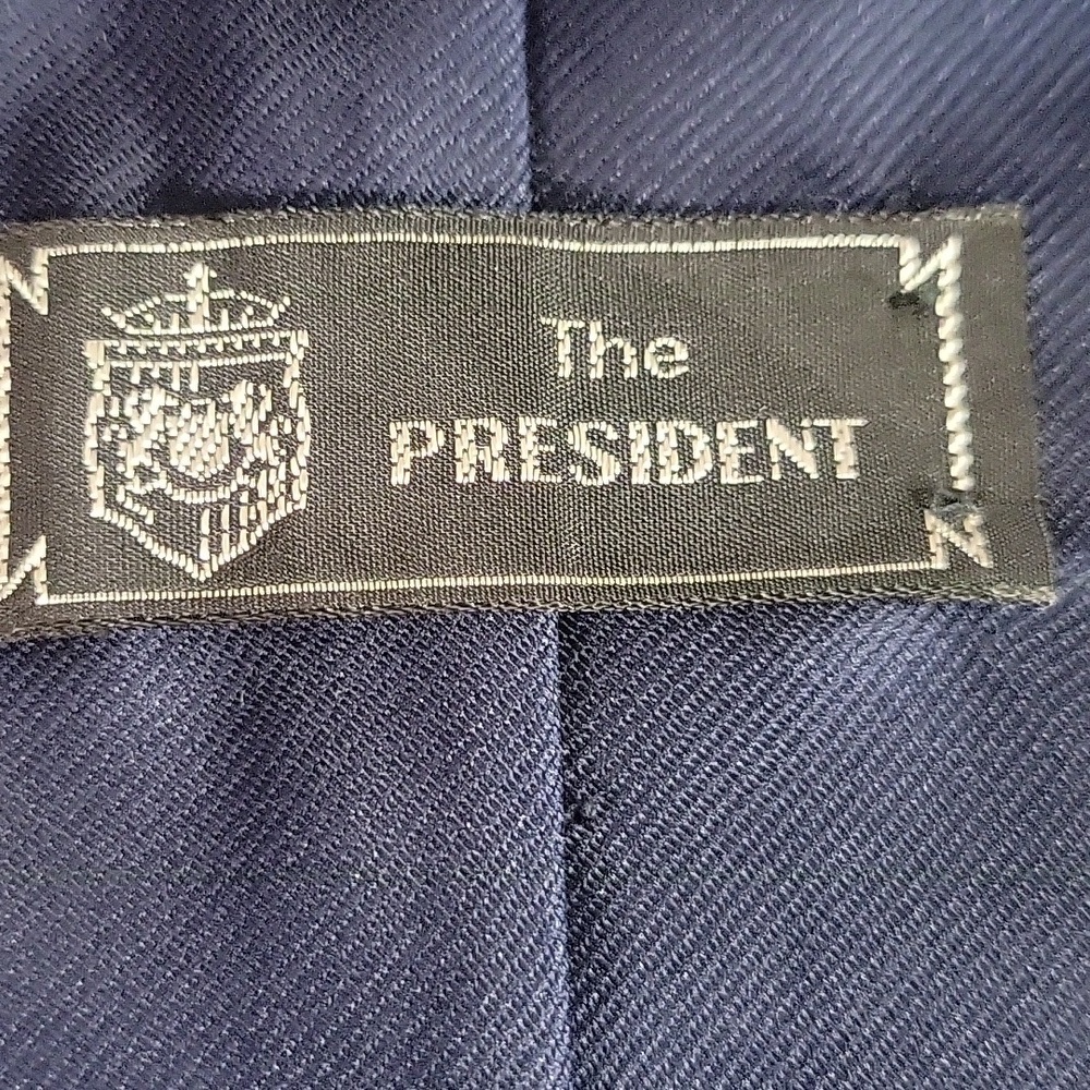 The President Disney Vintage Navy Blue Tie - Picture 3 of 4